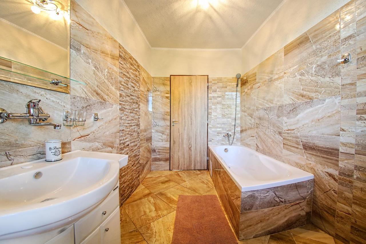 Villa Laura Liptovský Mikuláš Extérieur photo