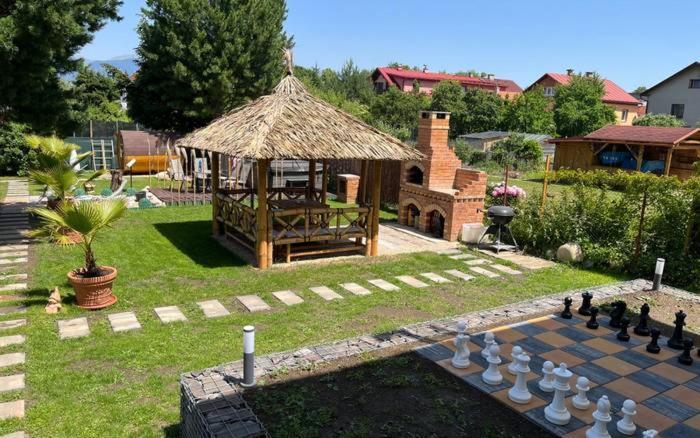 Villa Laura Liptovský Mikuláš Extérieur photo